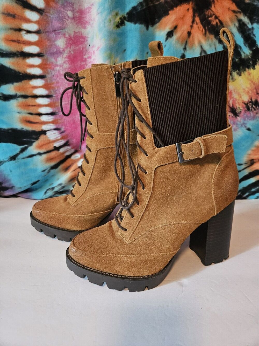 Charles David Gimmick Combat Boot Women's Size 9 Camel w Black Sole & Heels